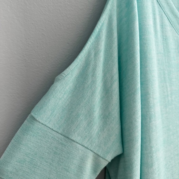 A.N.A. MINT BLOUSE WITH V-NECK AND COLD SHOULDERS - Picture 4 of 6